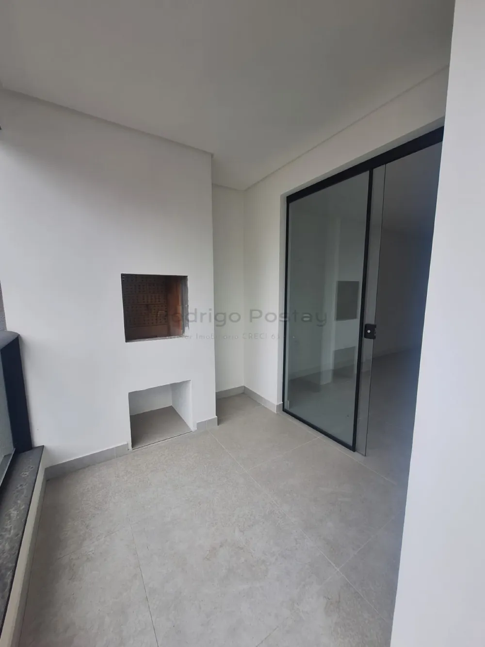 Apartamento a 450m da praia, no residencial Dallas House - Morretes Itapema 