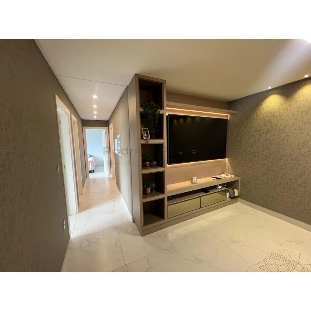 Apartamento Finamente Mobiliado no Residencial La Mar - Meia Praia