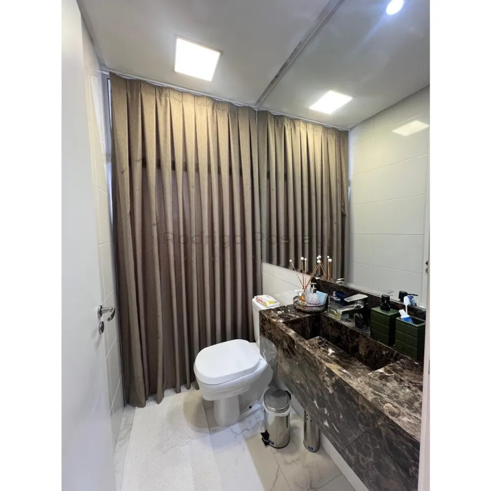 Apartamento Finamente Mobiliado no Residencial La Mar - Meia Praia