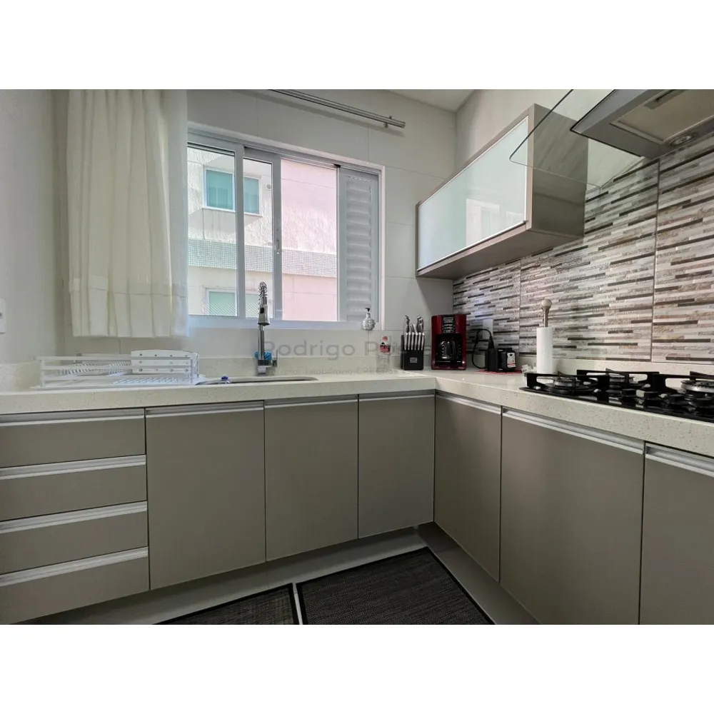 Apartamento no Residencial Império das Águas, mobiliado - Meia Praia Itapema 