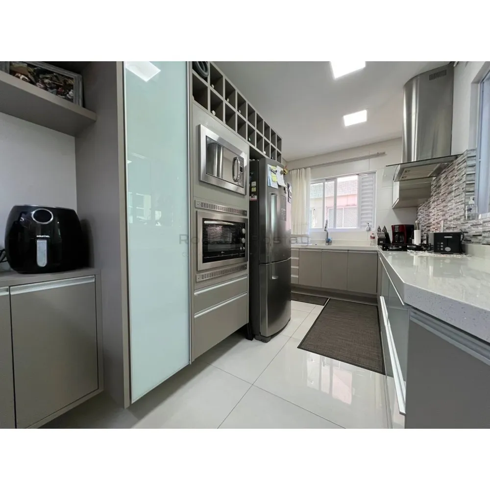 Apartamento no Residencial Império das Águas, mobiliado - Meia Praia Itapema 