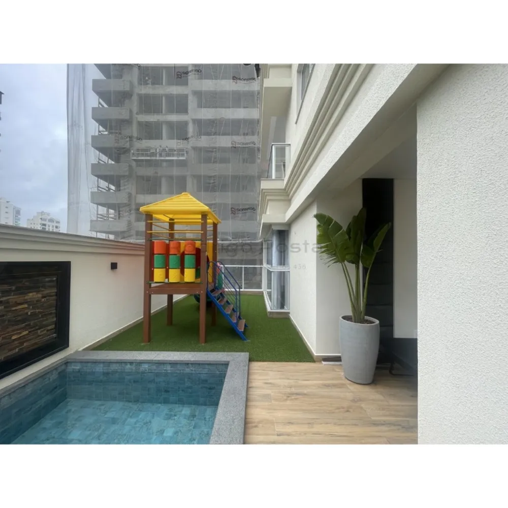 Apartamento Finamente Mobiliado no Hamburgo Residence - Meia Praia em 100x
