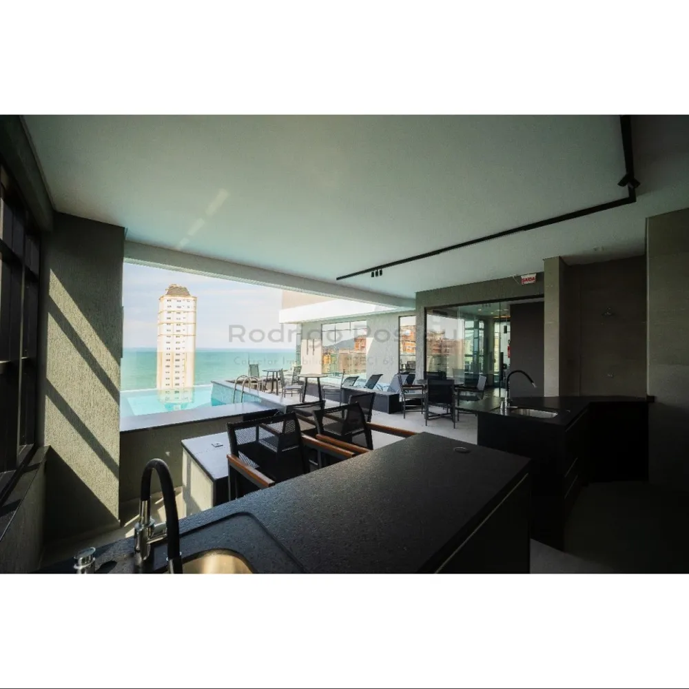 Apartamento com vista mar espetacular no Villa Horizon - Meia Praia