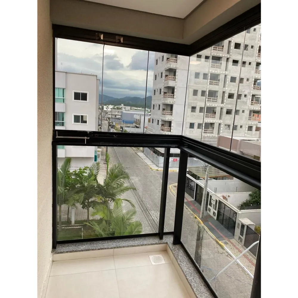 Apartamento semi mobiliado no Residencial José André - Morretes Itapema