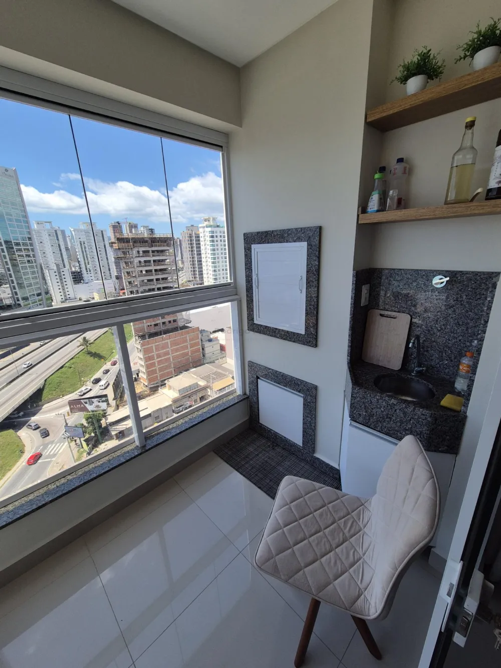 Apartamento com vista mar no Residencial Dom Bastos - Morretes Itapema