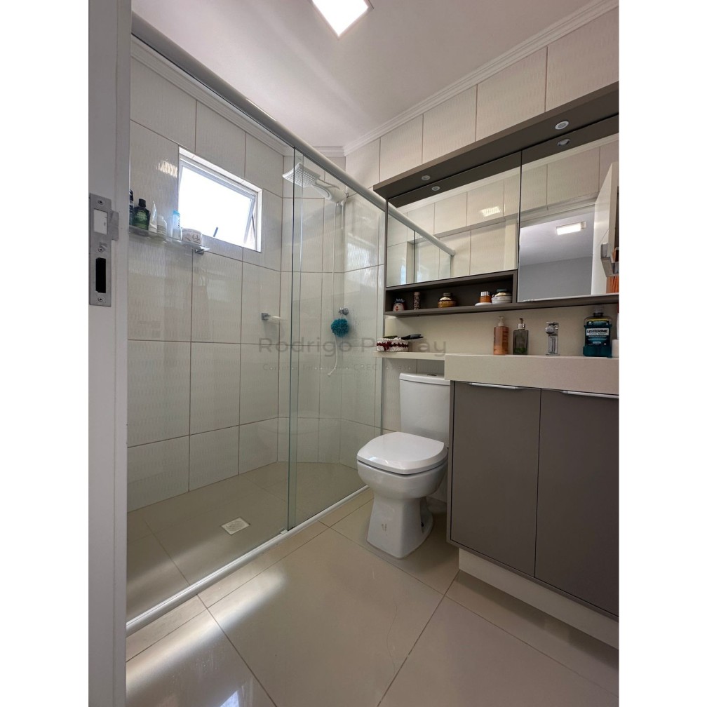 Parcelado em 84x | 3 Quartos Finamente Mobiliado – Meia Praia, Itapema