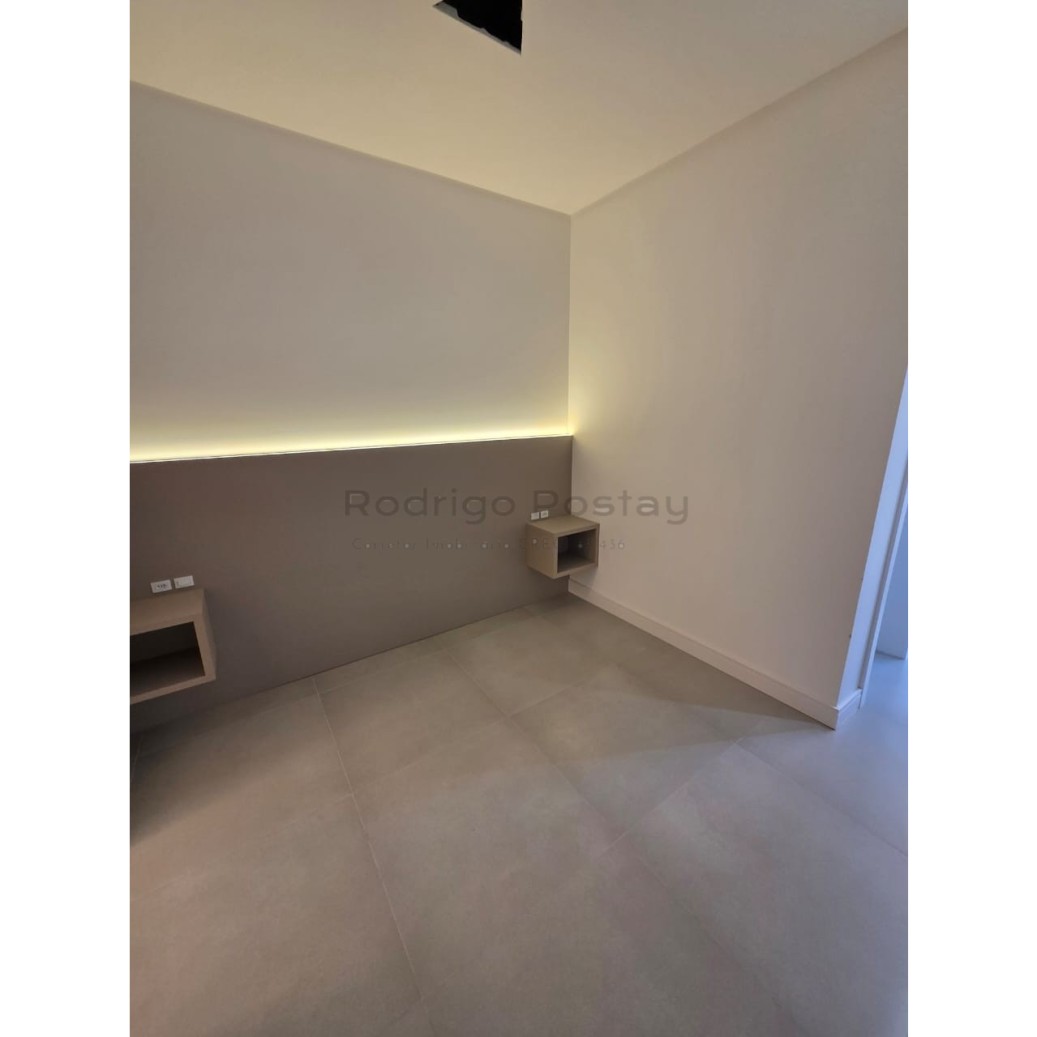 🏡 SEU NOVO LAR ESPERA POR VOCÊ - Apartamento Semi-mobiliado no coração do Morretes🏡