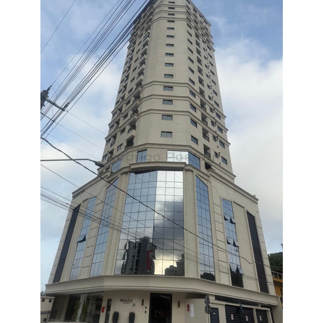 Apartamento a poucos metros da praia no Privillege Residence - Tabuleiro Itapema