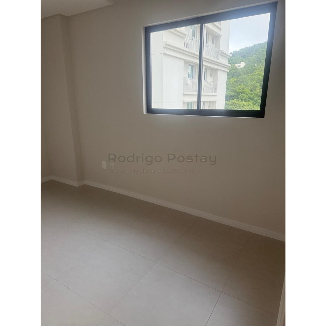 Apartamento a poucos metros da praia no Privillege Residence - Tabuleiro Itapema