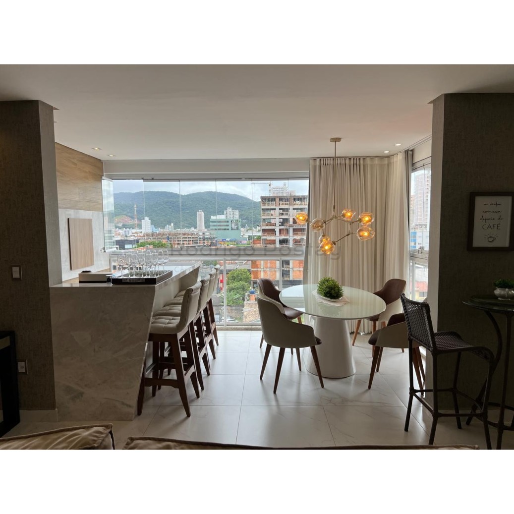 🌊 APARTAMENTO DECORADO MEIA PRAIA🌊