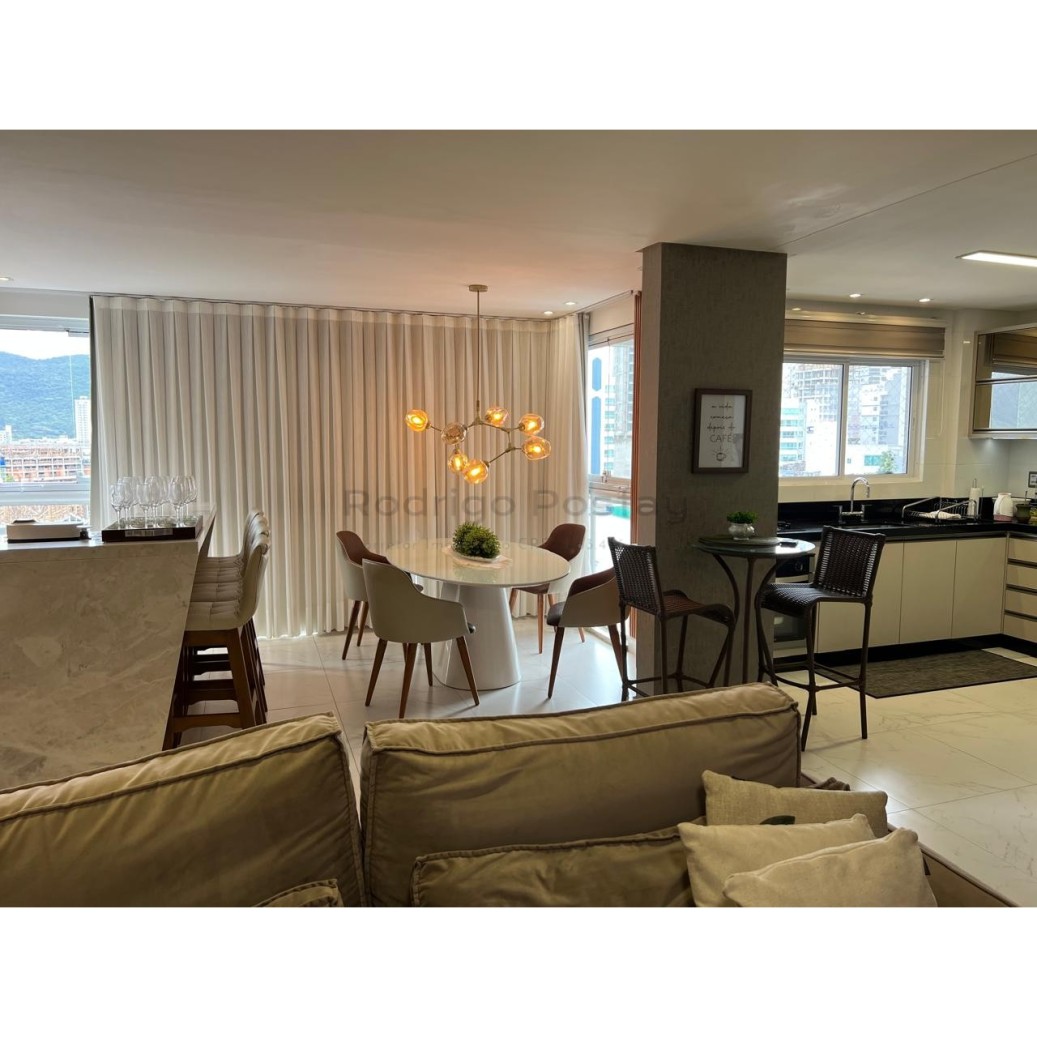 🌊 APARTAMENTO DECORADO MEIA PRAIA🌊