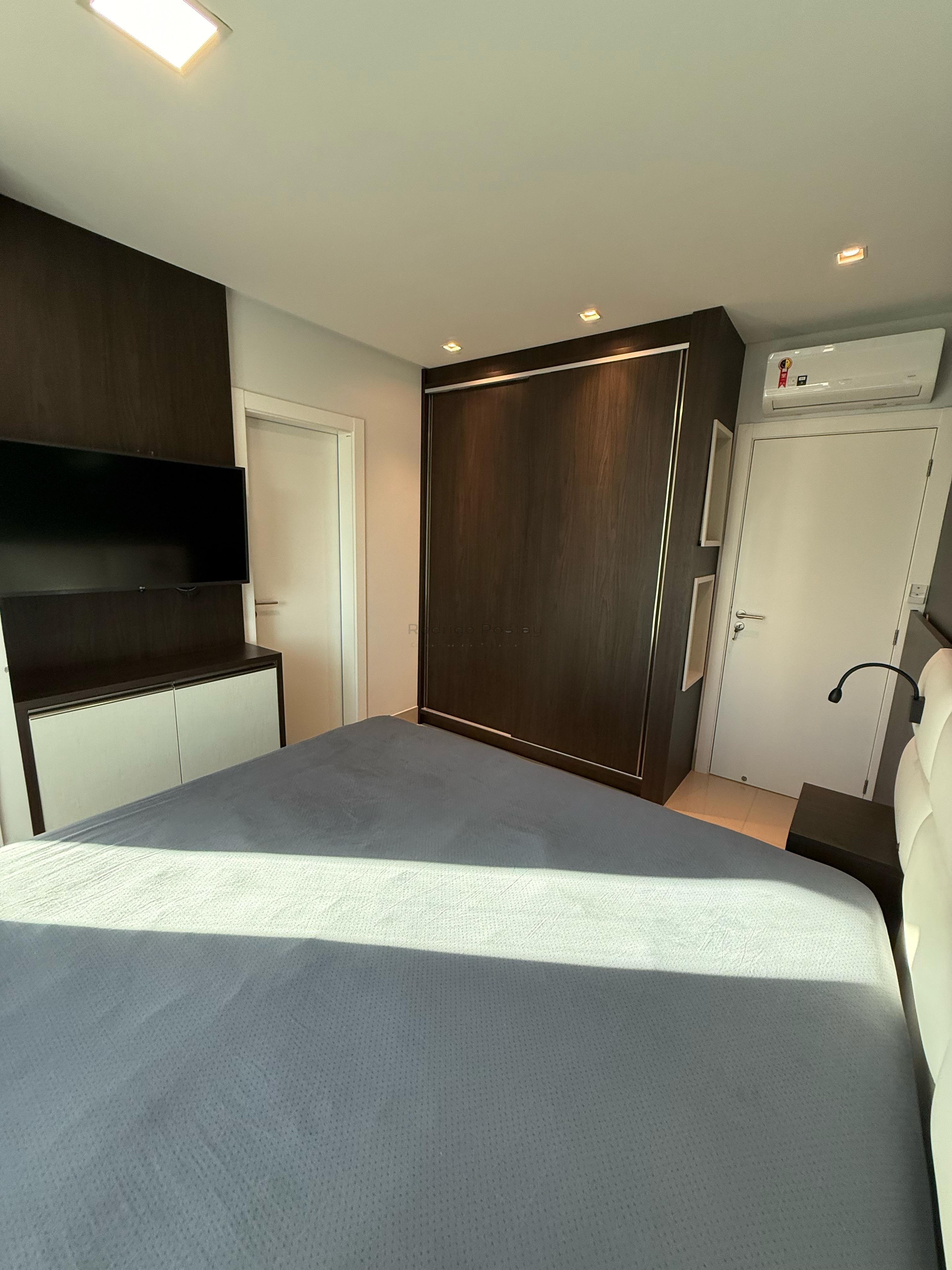 Apartamento com incrível vista mar no Centro Itapema Pronto para Morar - 03 Suítes sendo 01 Master 