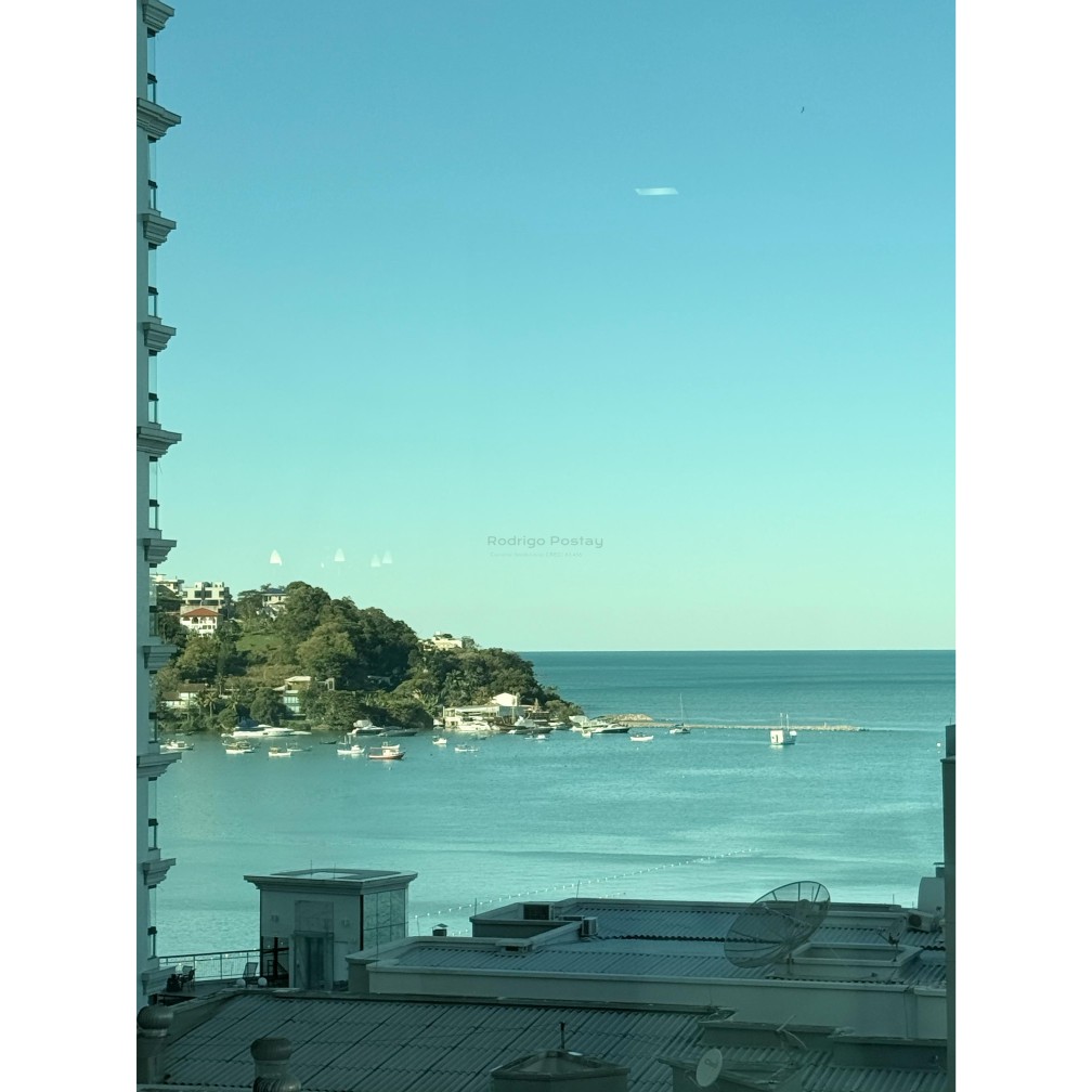 Apartamento com incrível vista mar no Centro Itapema Pronto para Morar - 03 Suítes sendo 01 Master 