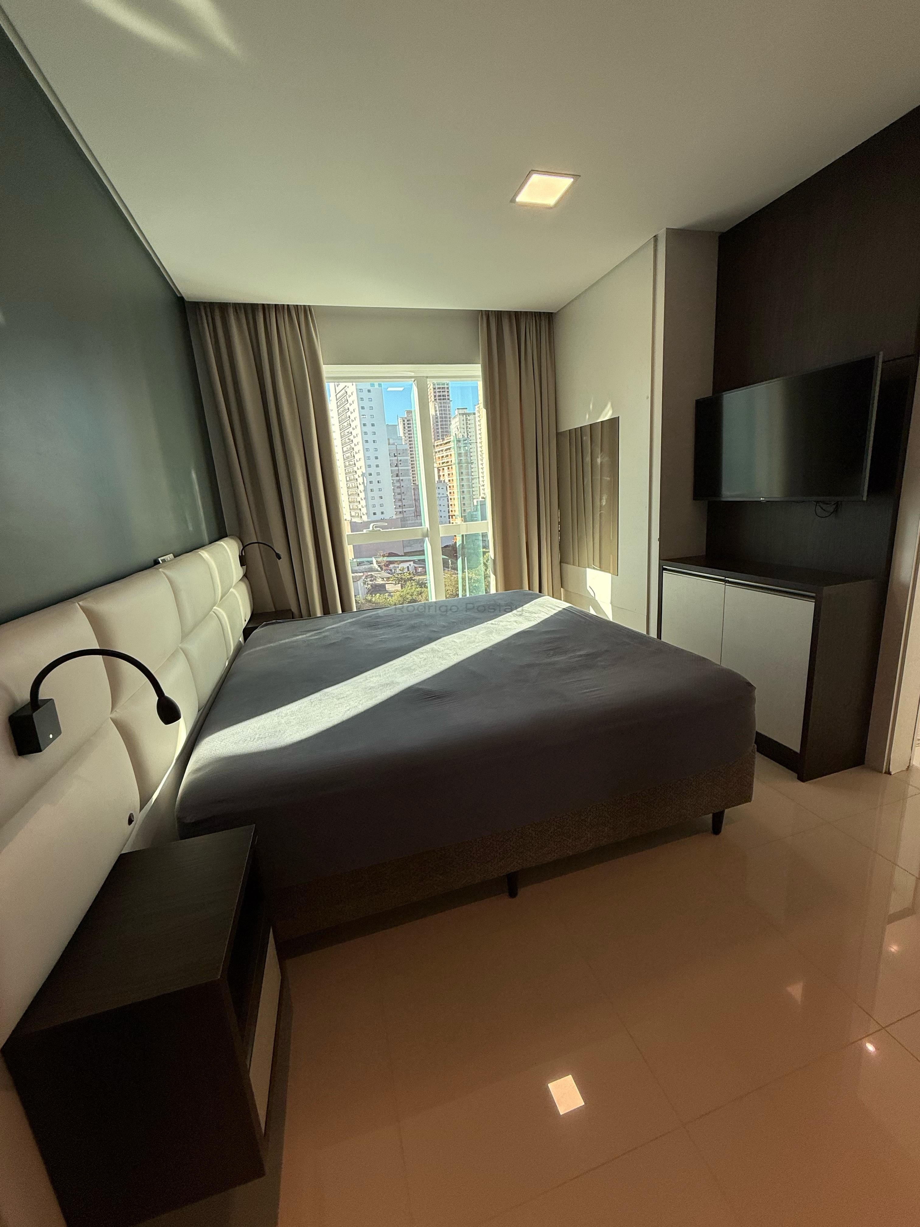 Apartamento com incrível vista mar no Centro Itapema Pronto para Morar - 03 Suítes sendo 01 Master 