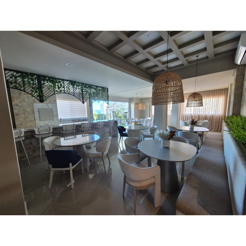 📍 70m² de puro conforto, com uma VISTA MARAVILHOSA do mar!