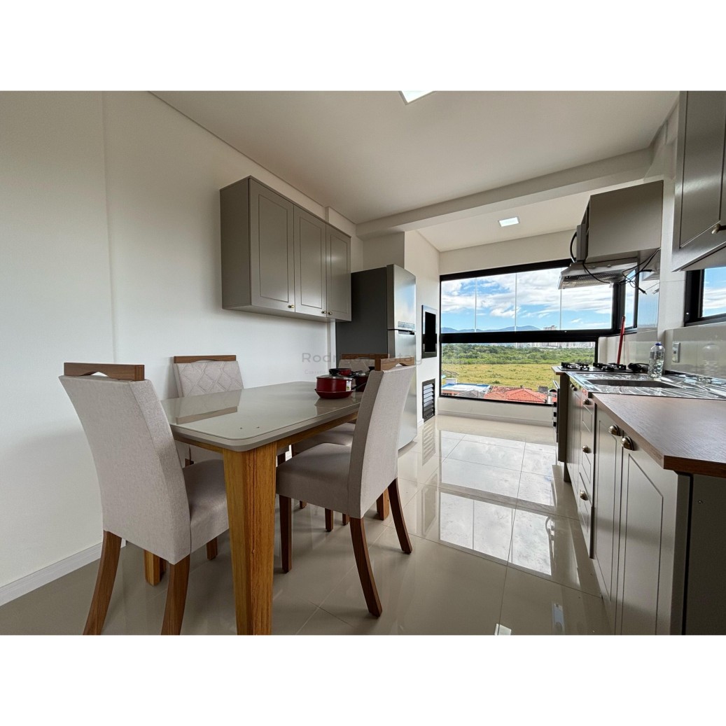 APARTAMENTO MOBILIADO NO RESIDENCIAL BELLA DEL MARE - PEREQUÊ PORTO BELO