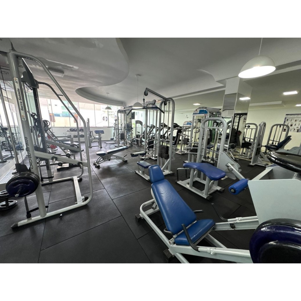 🏡 Apartamento à Venda em Meia Praia – Itapema/SC