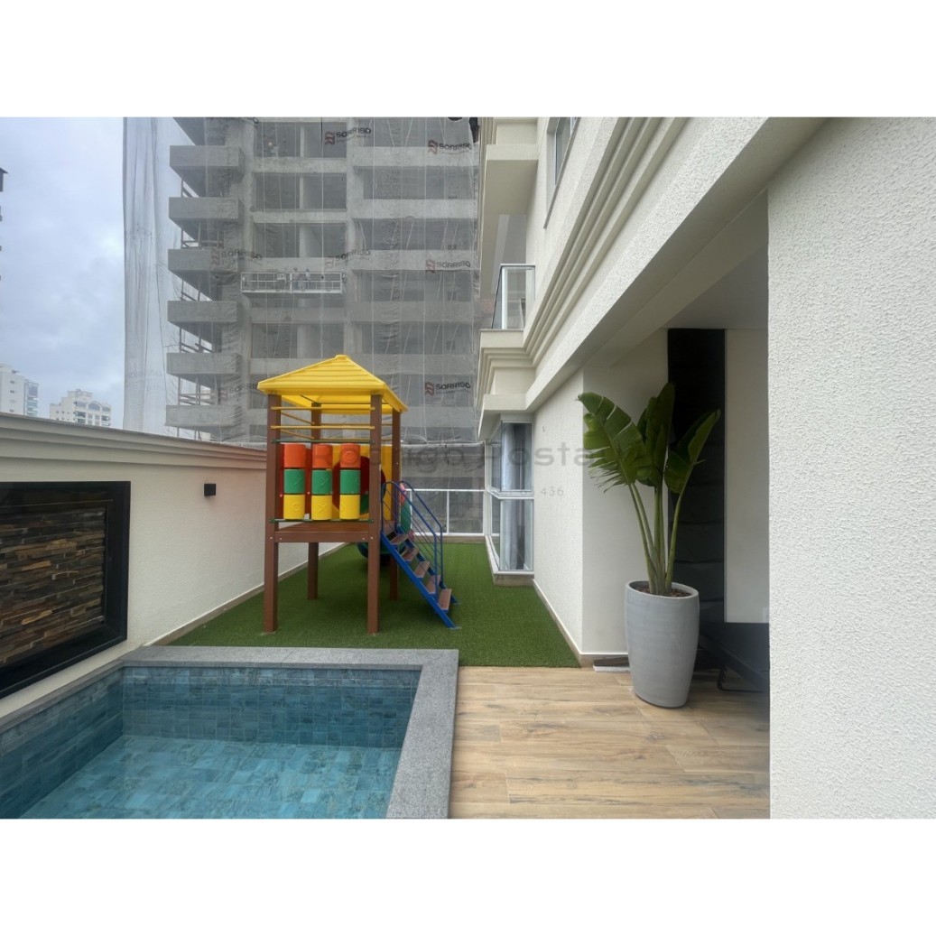 Apartamento Finamente Mobiliado no Hamburgo Residence - Meia Praia