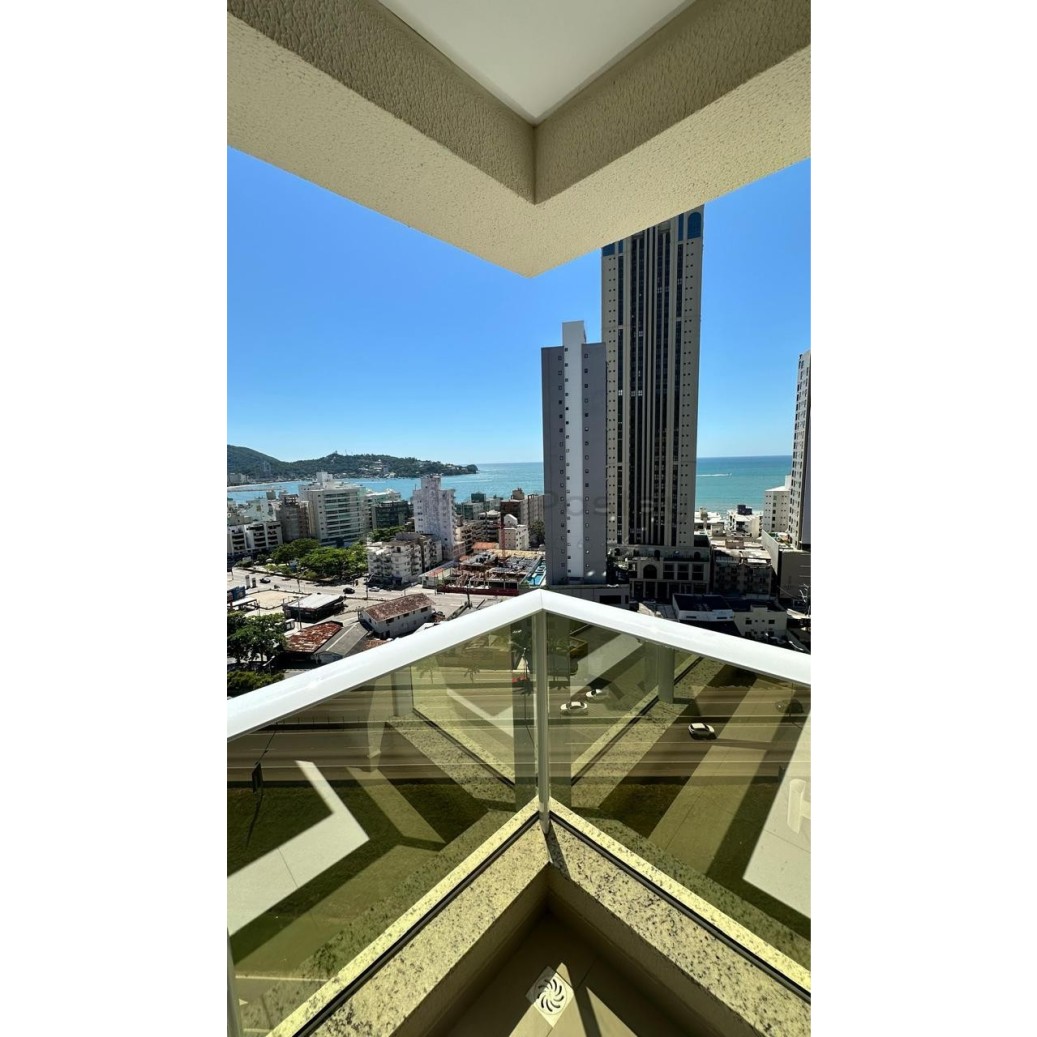 Apartamento a venda em Itapema 🏖️ com vista Mar 🌊🌊 apenas 250m da praia📍e com Lazer completo 