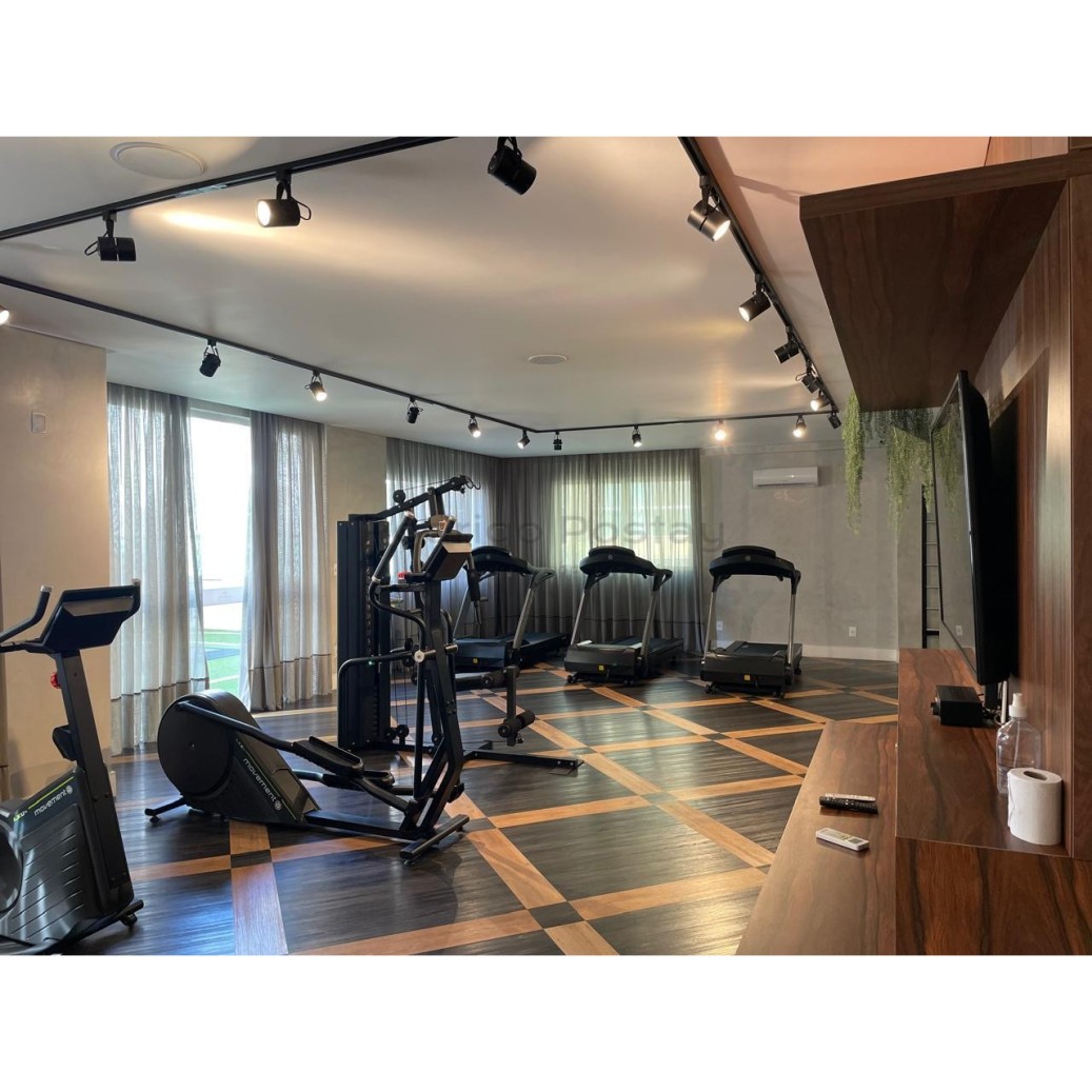 GIGANTE - AP NA MEIA PRAIA COM 176M² SENDO 3 SUÍTES + 3 VAGAS - SALDO EM 36X