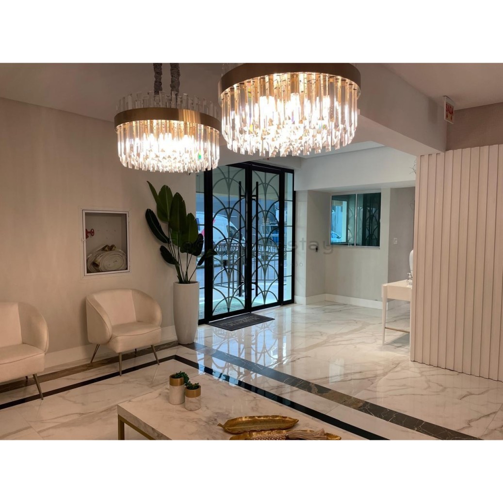 GIGANTE - AP NA MEIA PRAIA COM 176M² SENDO 3 SUÍTES + 3 VAGAS - SALDO EM 36X