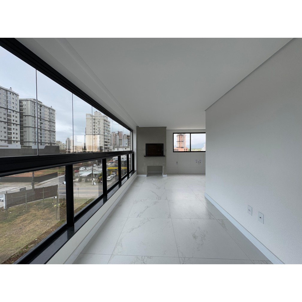 Apartamento com 3 suítes e lazer no rooftot 500m da Praia do Pereque