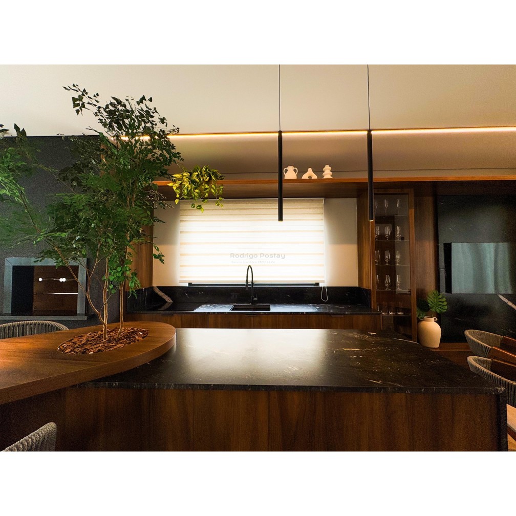 Apartamento com 3 suítes e lazer no rooftot 500m da Praia do Pereque