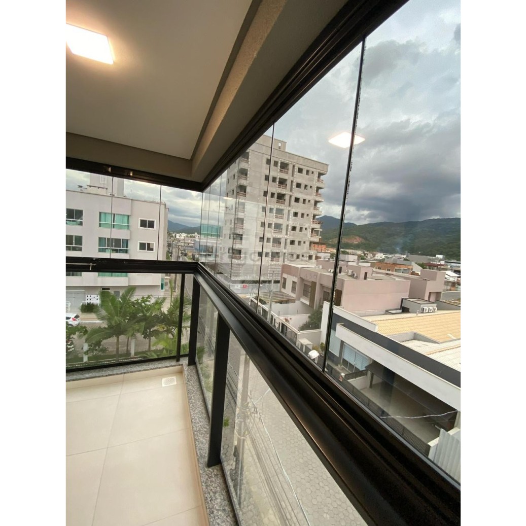 Apartamento semi mobiliado no Residencial José André - Morretes Itapema