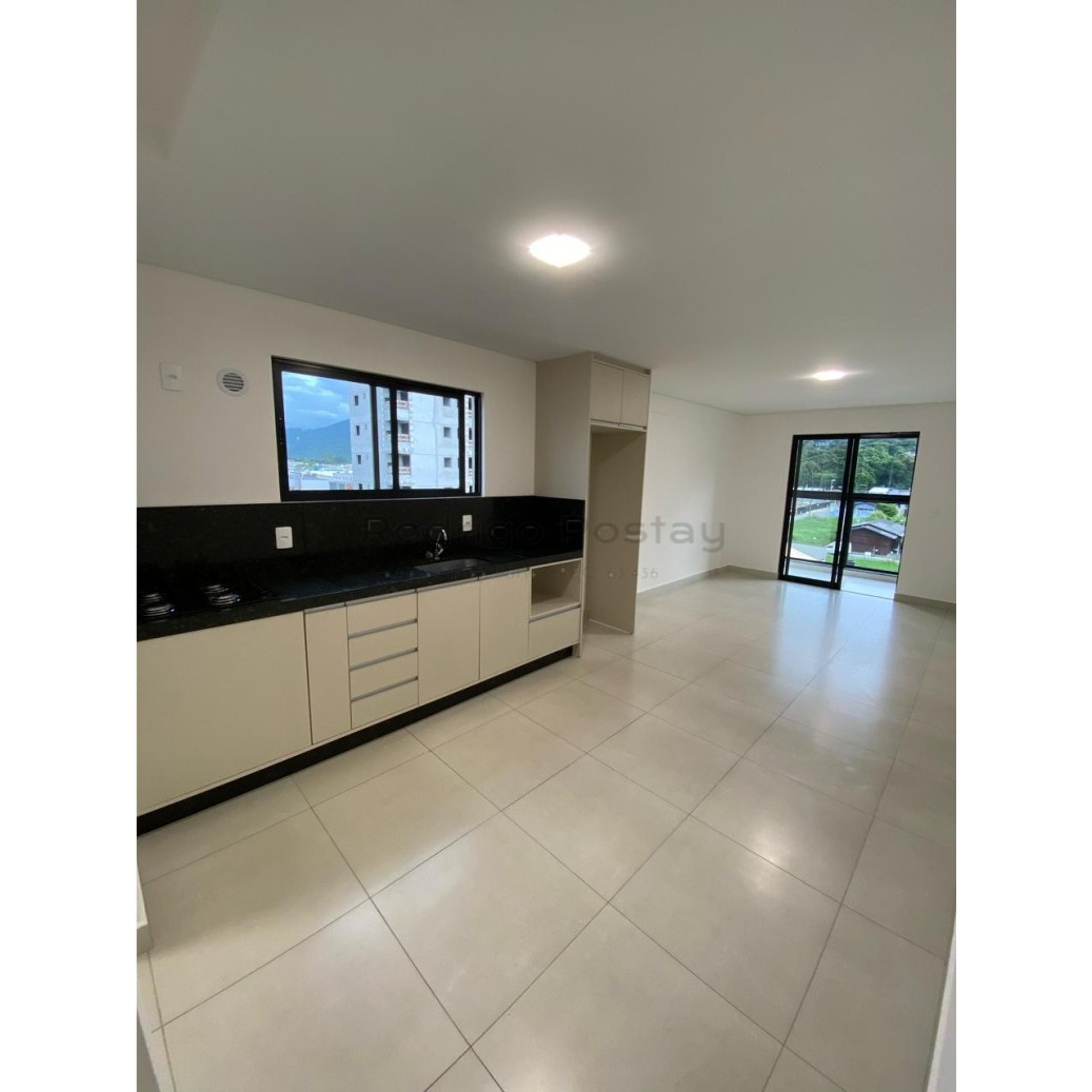 Apartamento semi mobiliado no Residencial José André - Morretes Itapema