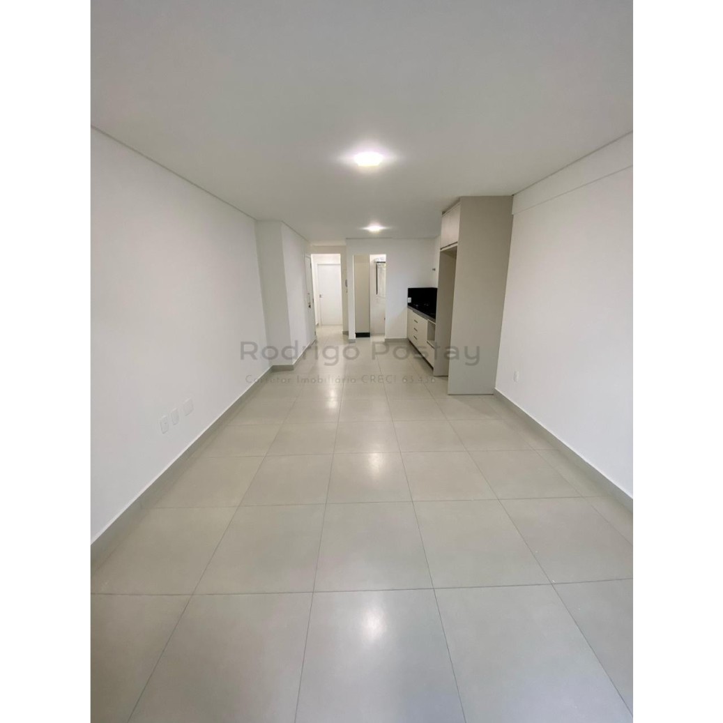 Apartamento semi mobiliado no Residencial José André - Morretes Itapema
