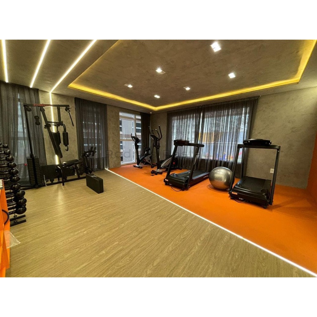 IMPERDÍVEL Apartamento finamente mobiliado na Meia Praia