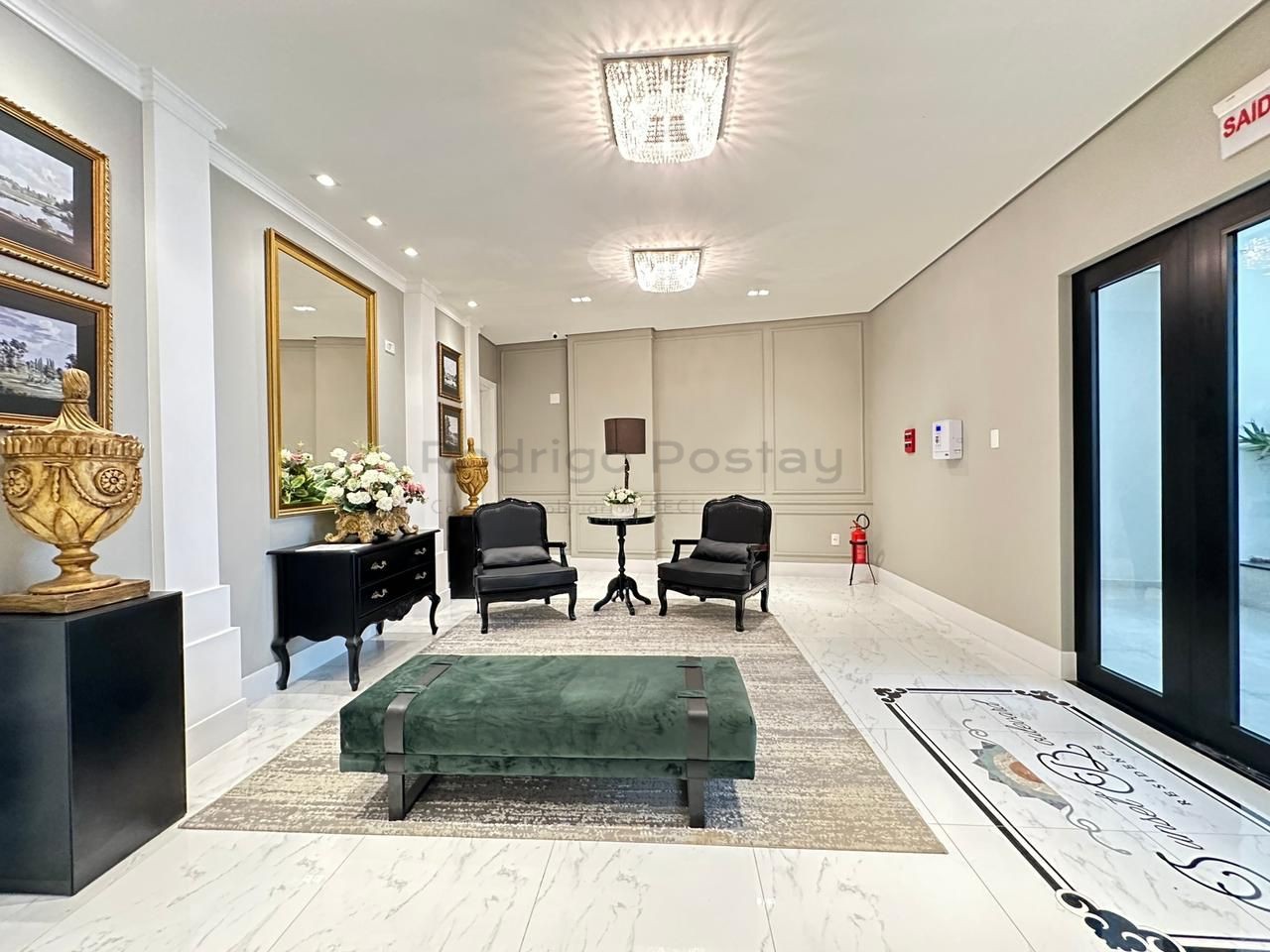 Apartamento com 3 quartos finamente mobiliado - com vista mar e lazer completo