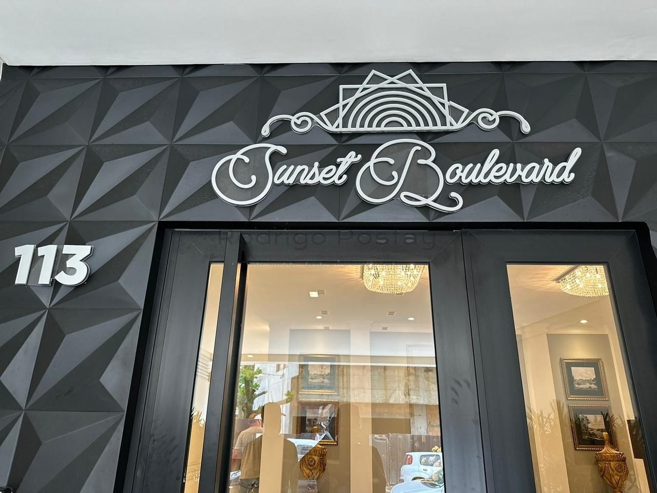 Apartamento com 3 quartos finamente mobiliado - com vista mar e lazer completo