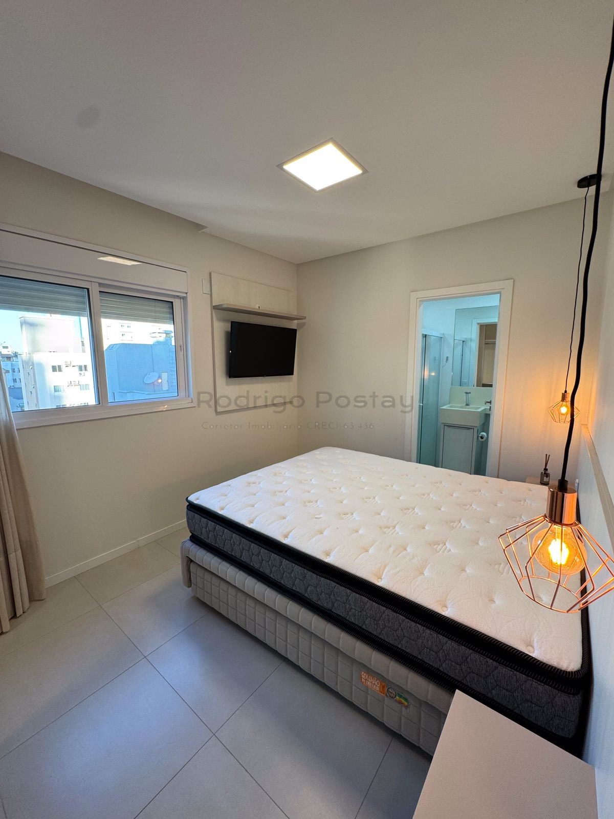 Apartamento finamente mobiliado no Saint Gabriel Residence - Meia Praia 