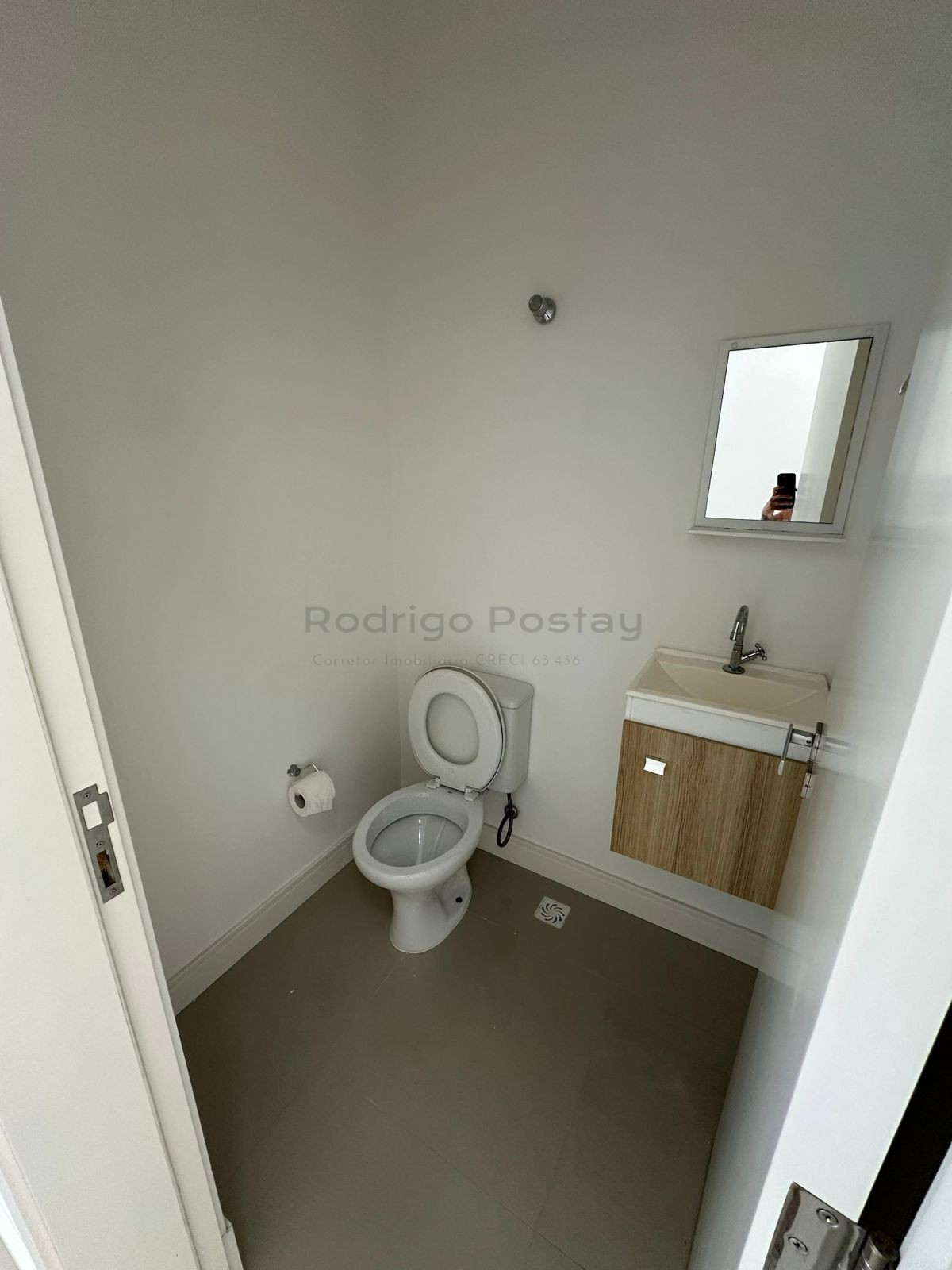 Apartamento no Santa Monica Residence com opção de parcelamento em até 72x - Meia Praia