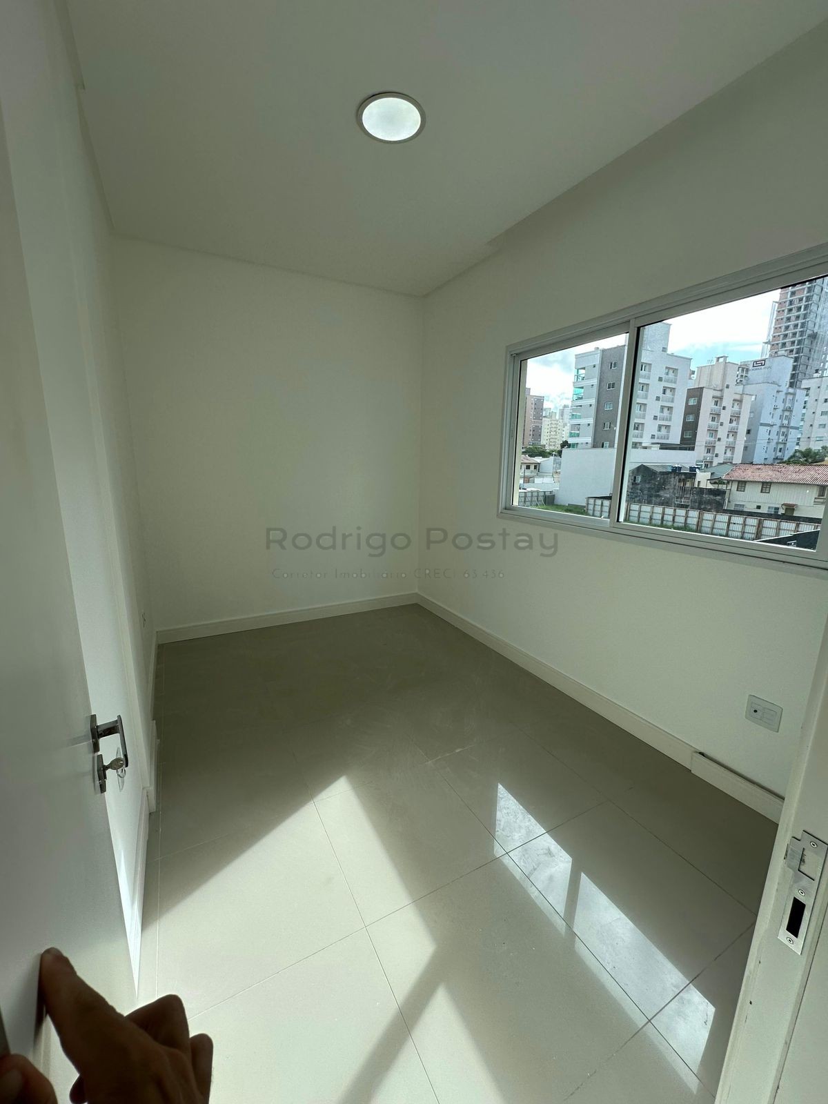 Apartamento no Santa Monica Residence com opção de parcelamento em até 72x - Meia Praia