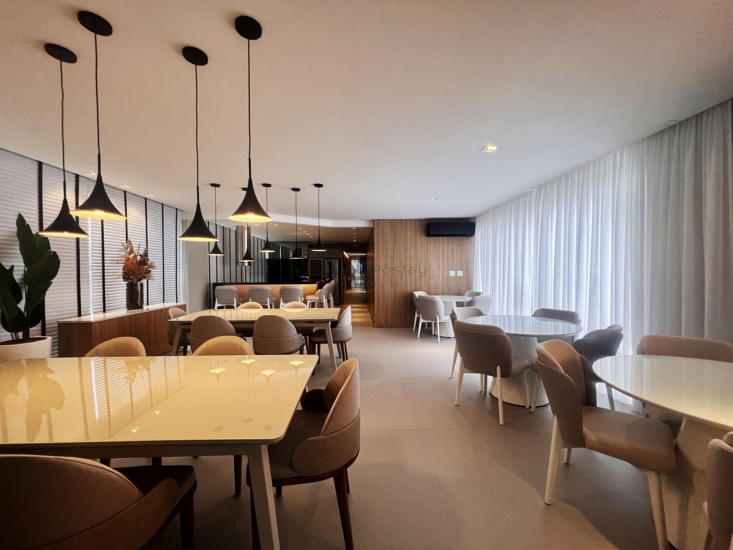 Apartamento no Residencial Santa Monica com lazer completo - Meia Praia Itapema