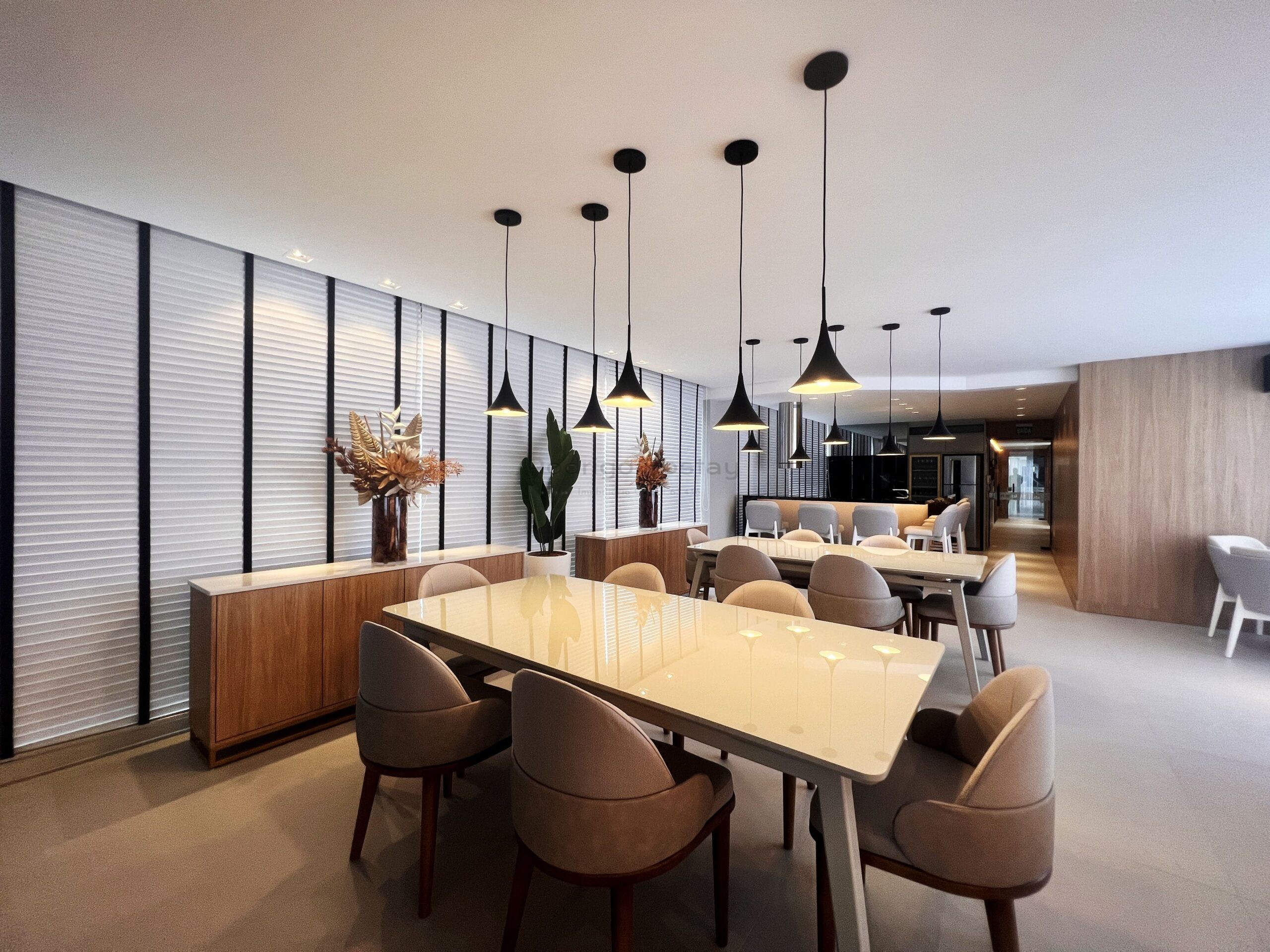 Apartamento no Residencial Santa Monica com lazer completo - Meia Praia Itapema