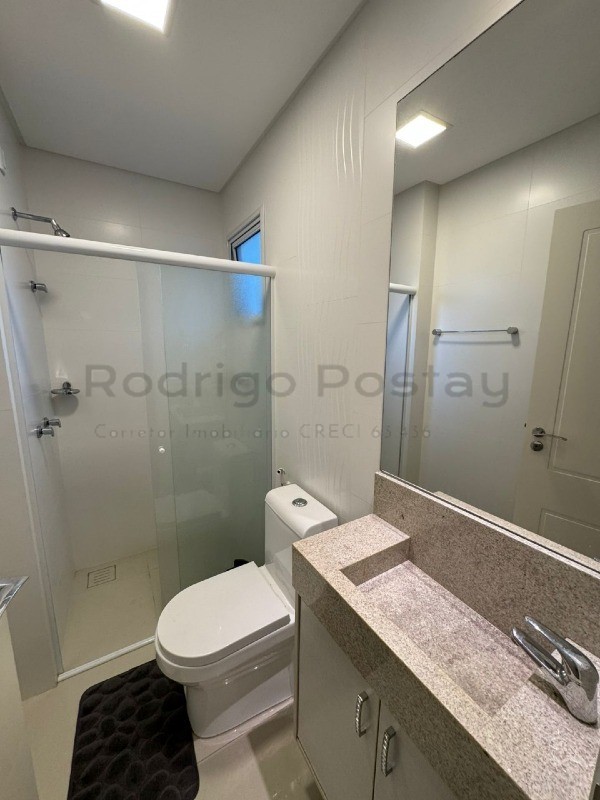 Apartamento mobiliado no Grand Chateau - Dallo - Meia Praia Itapema