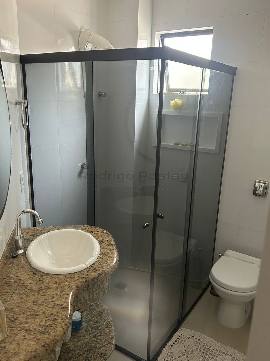 Apartamento mobiliado no Residencial Maresias - na Meia Praia em Itapema