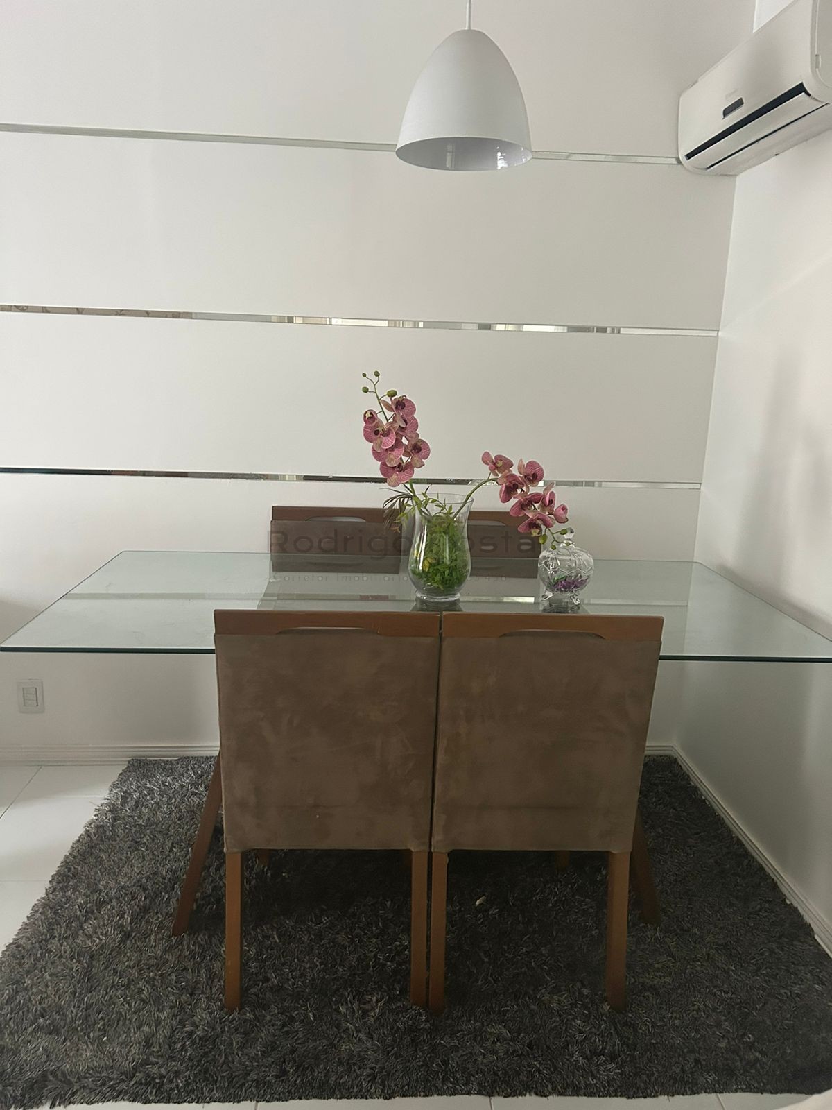 Apartamento mobiliado no Residencial Maresias - na Meia Praia em Itapema