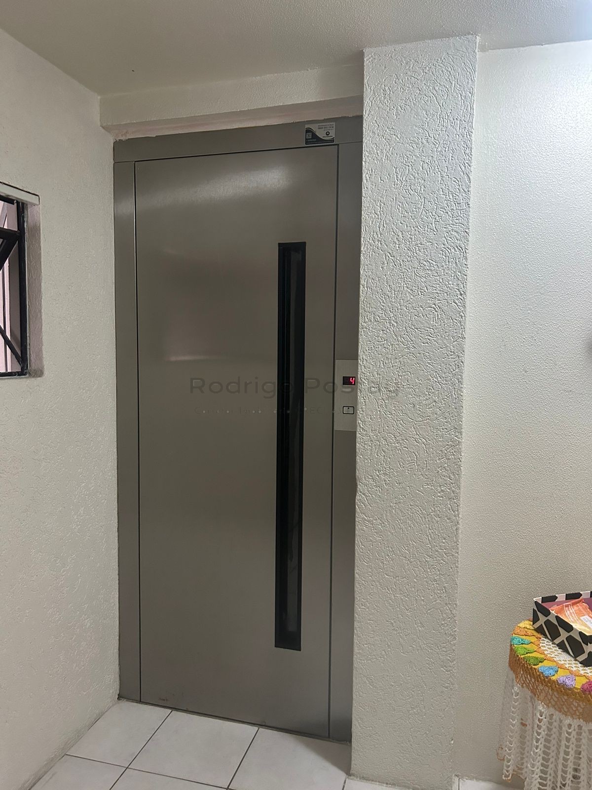 Apartamento mobiliado no Residencial Maresias - na Meia Praia em Itapema