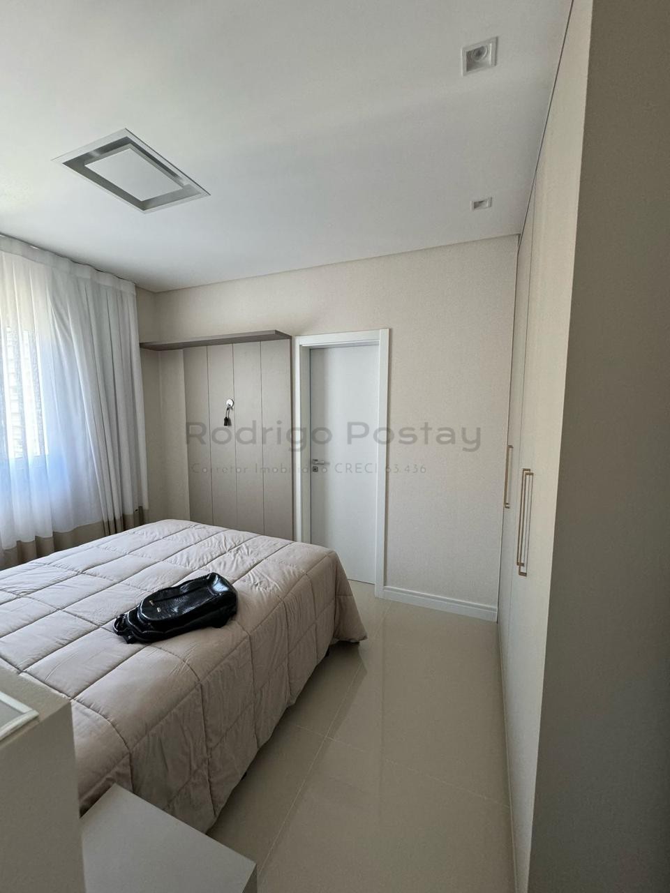 Apartamento Mobiliado no Hamburgo Residence com saldo em 100x - Meia Praia