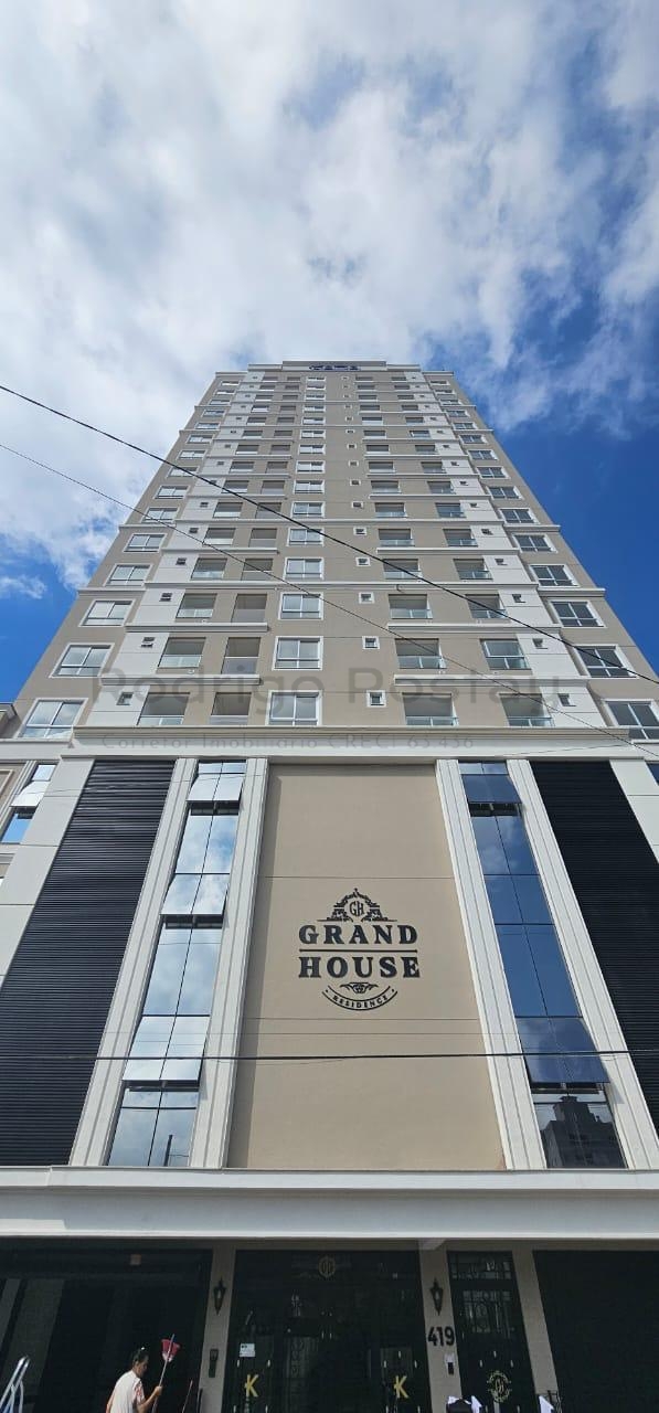 Apartamento mobiliado no Gran House Residence - Morretes Itapema