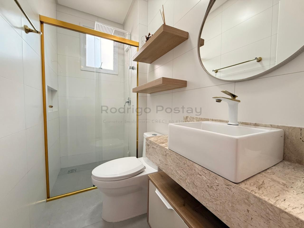 Apartamento mobiliado no Residencial Vernaza no Centro de Itapema