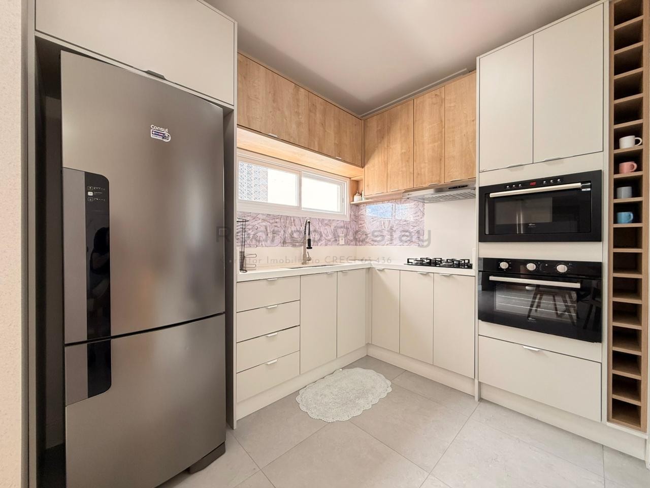 Apartamento mobiliado no Residencial Vernaza no Centro de Itapema