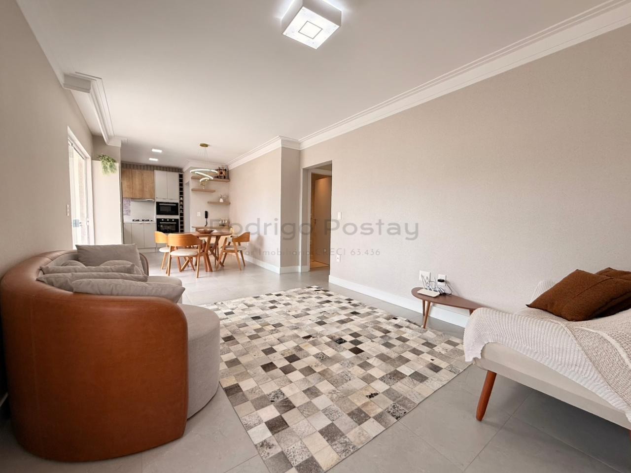 Apartamento mobiliado no Residencial Vernaza no Centro de Itapema