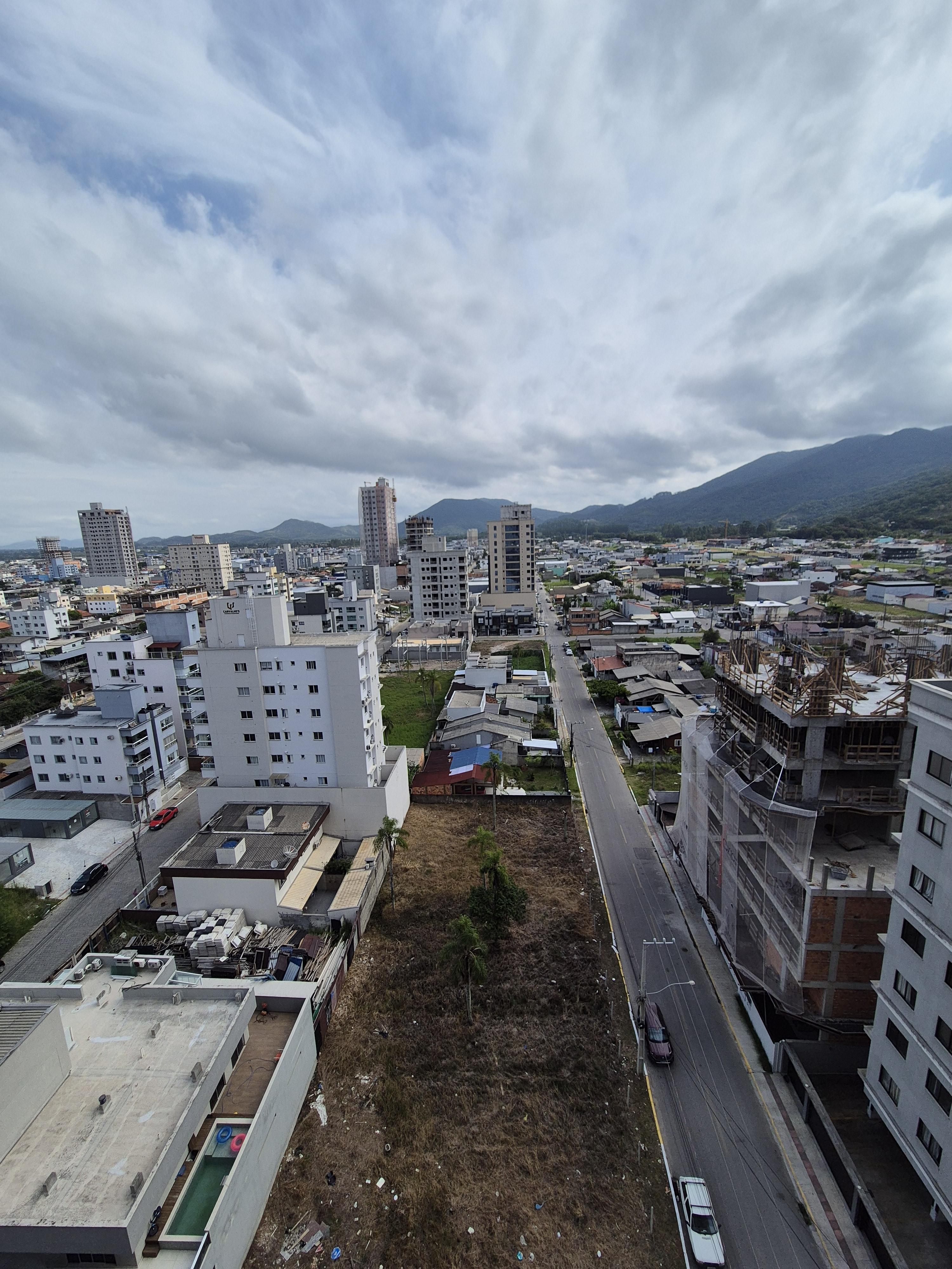 Apartamento com entrada de R$ 118 mil no Residencial Ilha dos Açores no Morretes