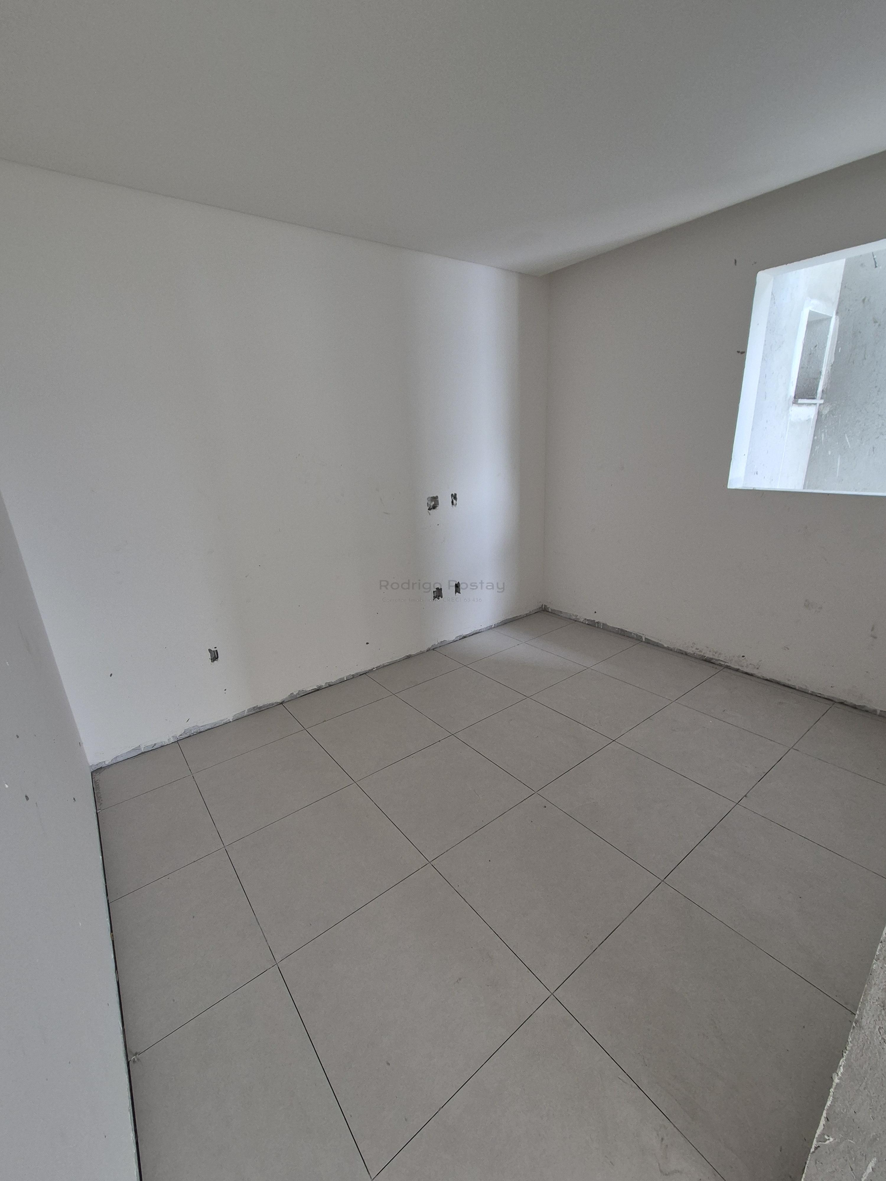 Apartamento com entrada de R$ 118 mil no Residencial Ilha dos Açores no Morretes